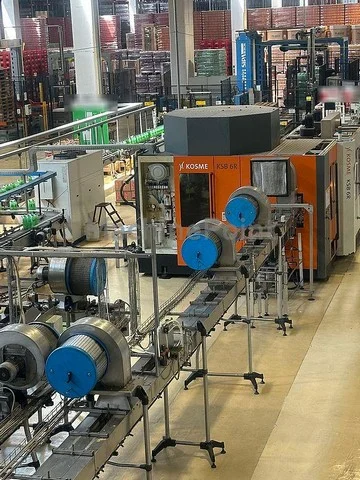 Used Kosme KSB6R PET Blowing Machine for Beverage Lines W 115 for wine bottling lines