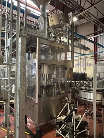 Used Arol Kamma PKV Wine Capping Machine X 450 for wine bottling lines