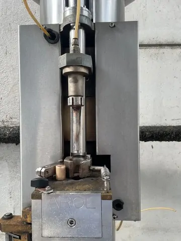 Used Arol gemini Wine Capping Machine X 407 for wine bottling lines