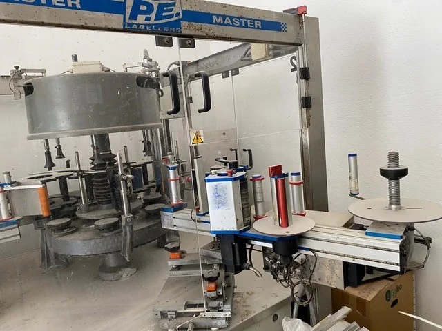 Used MASTER M 6T 540 2S 2E Wine Labelling Machine NP 659 for wine bottling lines