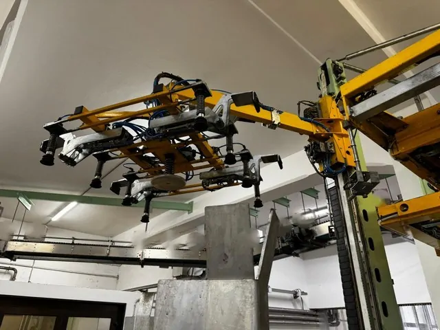 Used Logik LOBSTER Depalletizer for Wine Bottling Lines D 88 for wine bottling lines