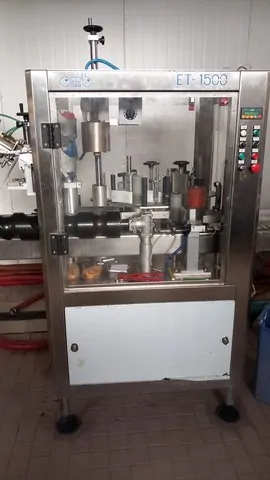 Used OMB ET 1500 Wine Labelling Machine EA 593 for wine bottling lines