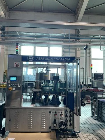 Used Sig Alfa Rollquasar 540 Wine Labelling Machine EA 677 for wine bottling lines