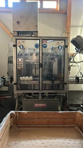 Used Bertolaso SUPREMA 32 Wine Filling Machine T 213 for wine bottling lines