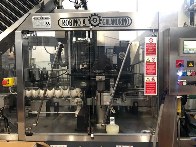 Used Robino & Galandrino Record 14000 Sparkling Wine Wirehooder HJ 85 for wine bottling lines