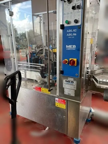 Used MEB Wine Labelling Machine EA 605 for wine bottling lines