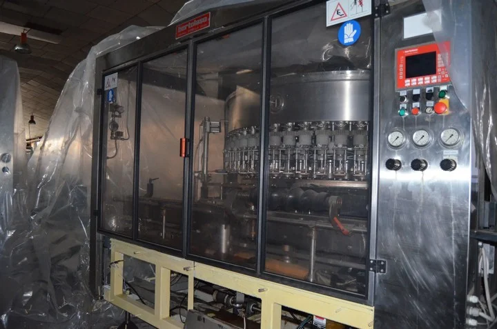 Used Bertolaso BOTTLING LINE Complete Wine Bottling Line NP 702 for wine bottling lines