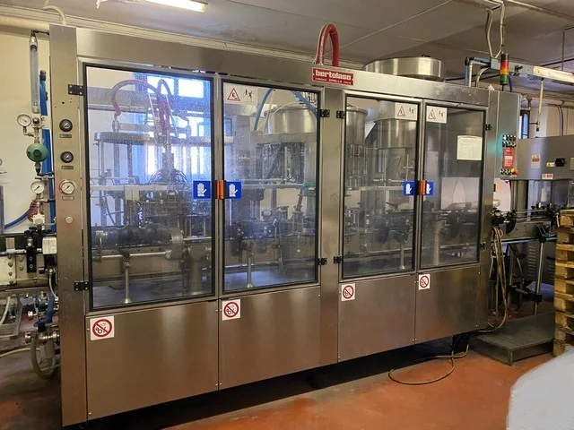 Used Bertolaso Complete Wine Bottling Line NP 527 for wine bottling lines