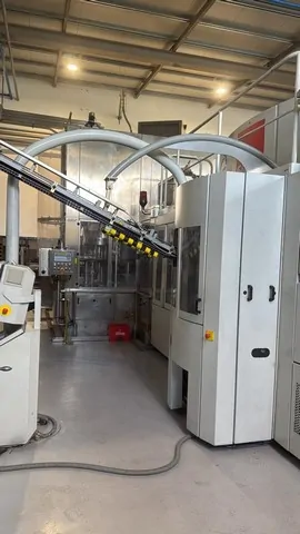 Used Sidel Bottling Line Complete Wine Bottling Line NP 677 for wine bottling lines