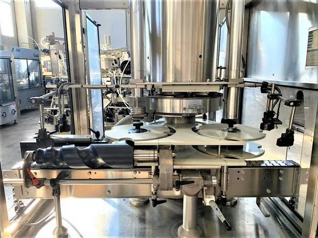 Used Bertolaso Wine Capping Machine X 101 for wine bottling lines